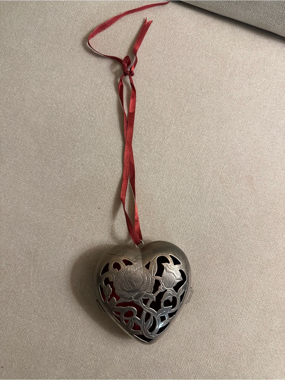Vintage Lenox Kirk Stieff silver-plated friendship heart ornament - Picture 3 of 8